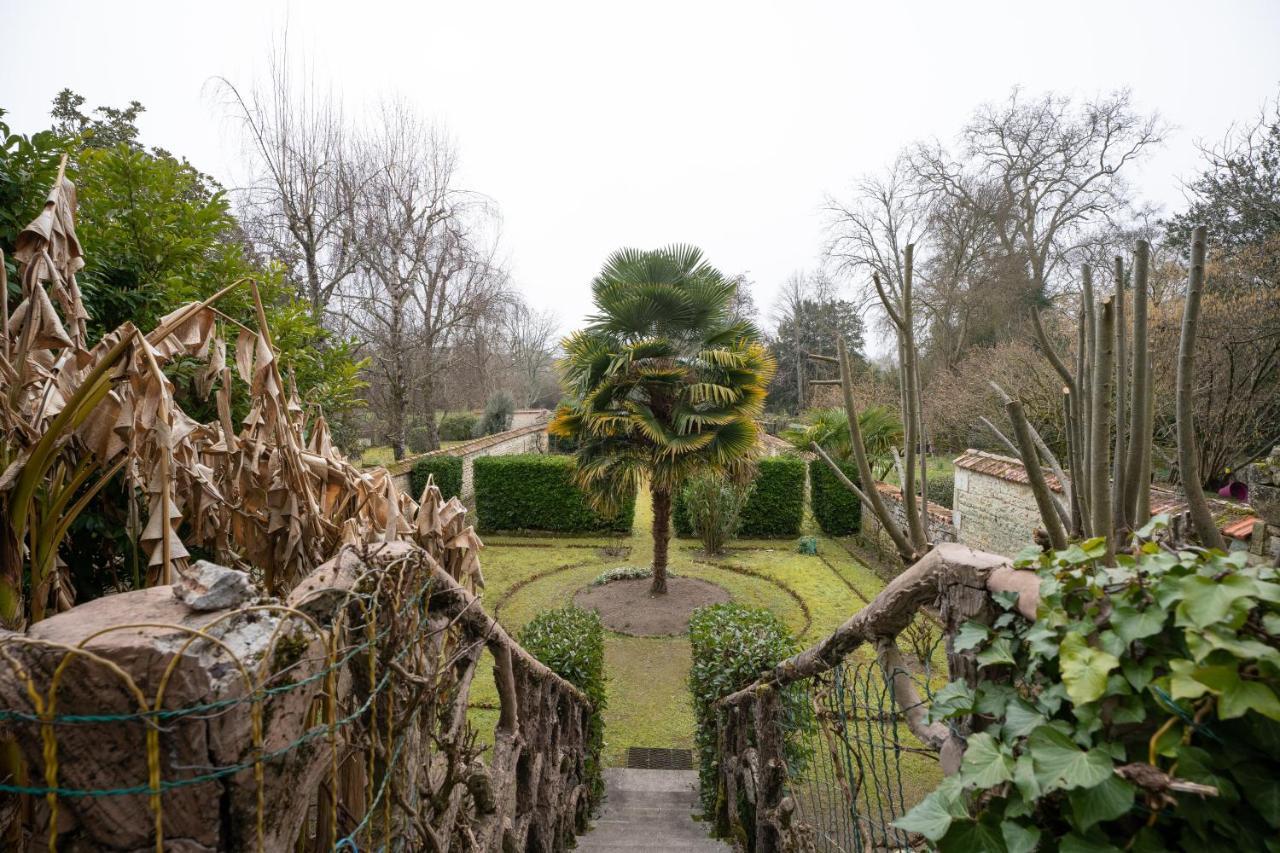شقة Les Jardins De La Seugne جونزاك المظهر الخارجي الصورة